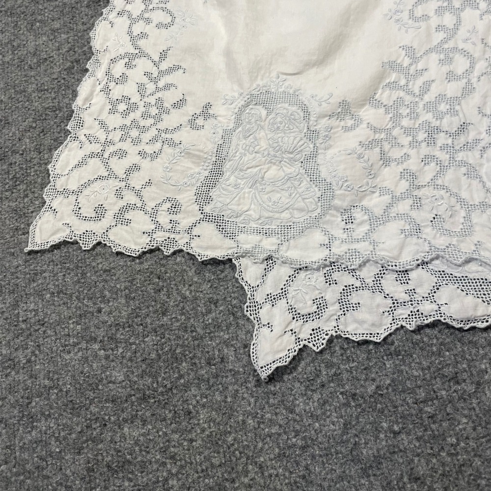Antique Lace Table Runner Embroidered Colonial Couple White Lt Blue Vintage